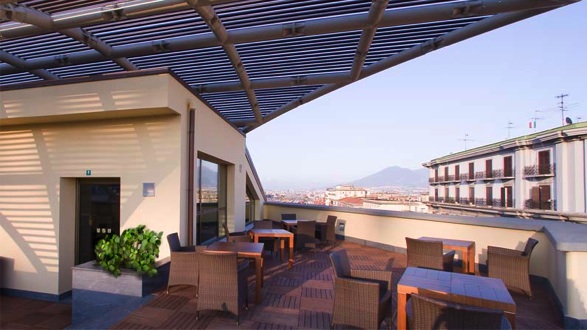 UNA Hotel, Naples