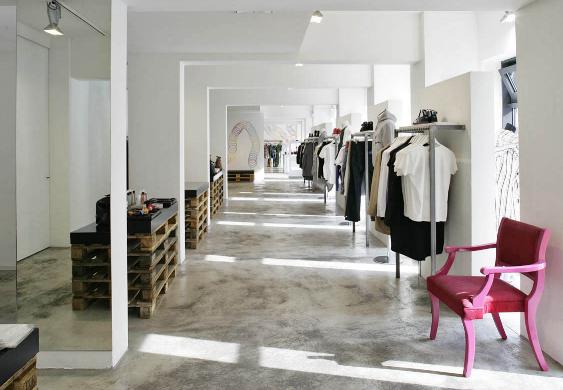 F95 shop, Berlin