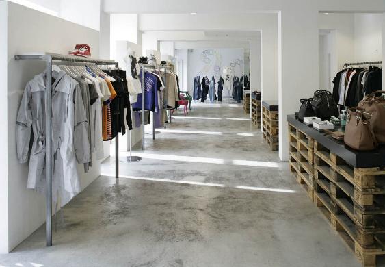 F95 shop, Berlin